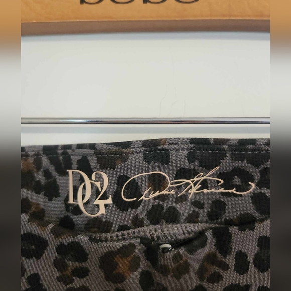 DIANE GILMAN 2  Cheetah print bootcut stretch Jeans Size Small - Picture 4 of 8